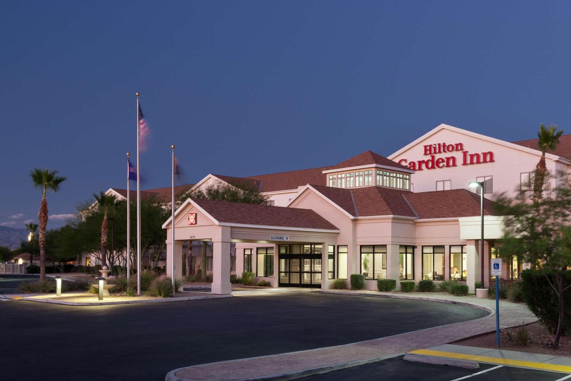 Hilton Garden Inn Tucson Airport Exterior photo